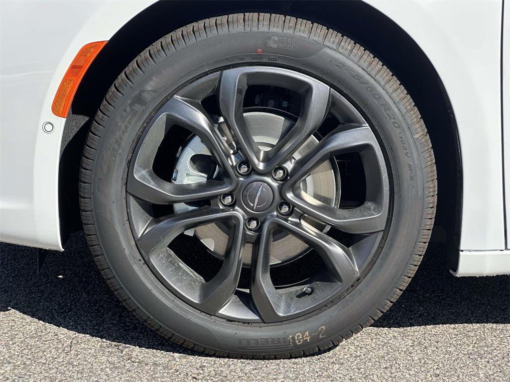 new 2026 Chrysler Pacifica car, priced at $40,755