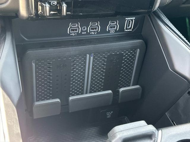 new 2025 Ram 2500 car, priced at $75,153