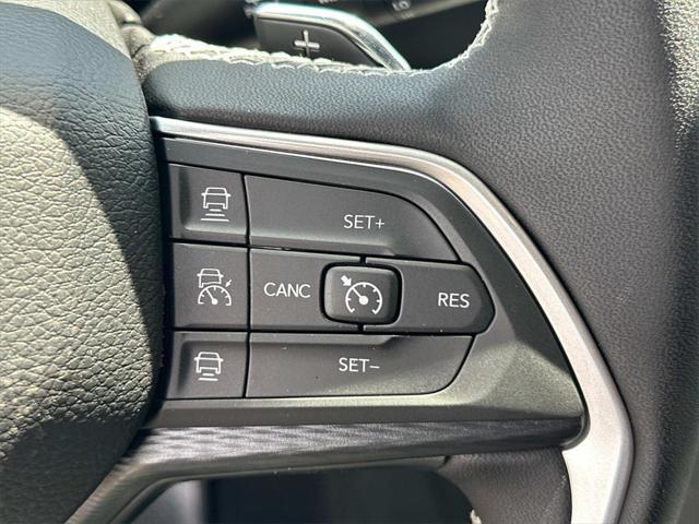 new 2025 Jeep Grand Cherokee L car, priced at $39,846