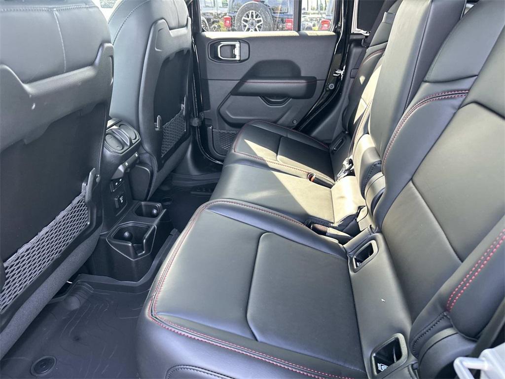 new 2025 Jeep Gladiator car, priced at $51,505