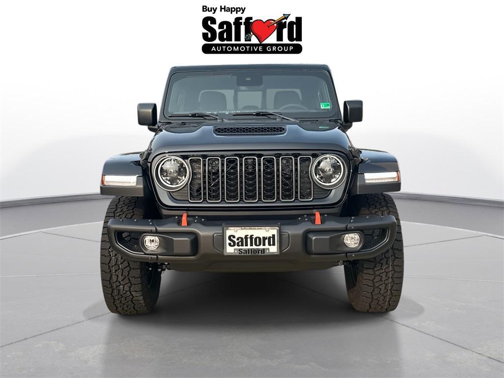 new 2025 Jeep Gladiator car, priced at $52,405