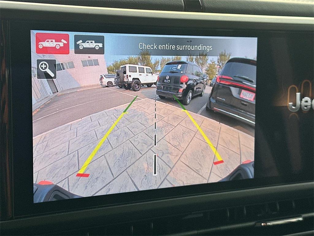 new 2025 Jeep Gladiator car, priced at $52,405