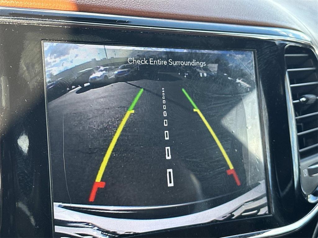 used 2020 Jeep Grand Cherokee car, priced at $25,000