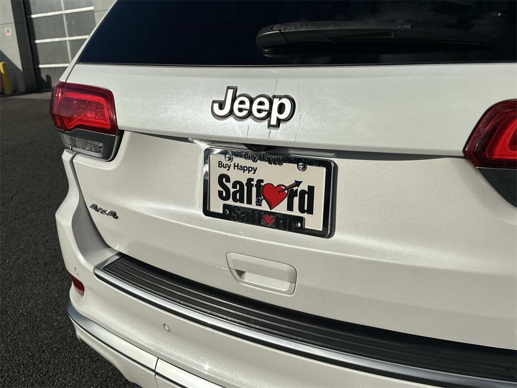 used 2020 Jeep Grand Cherokee car, priced at $25,000