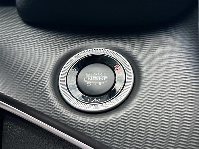 new 2025 Jeep Grand Cherokee L car, priced at $43,004