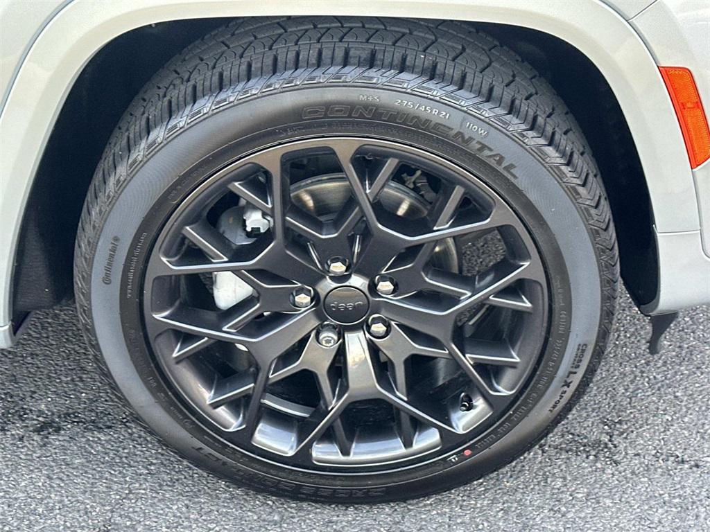 new 2025 Jeep Grand Cherokee car, priced at $58,332