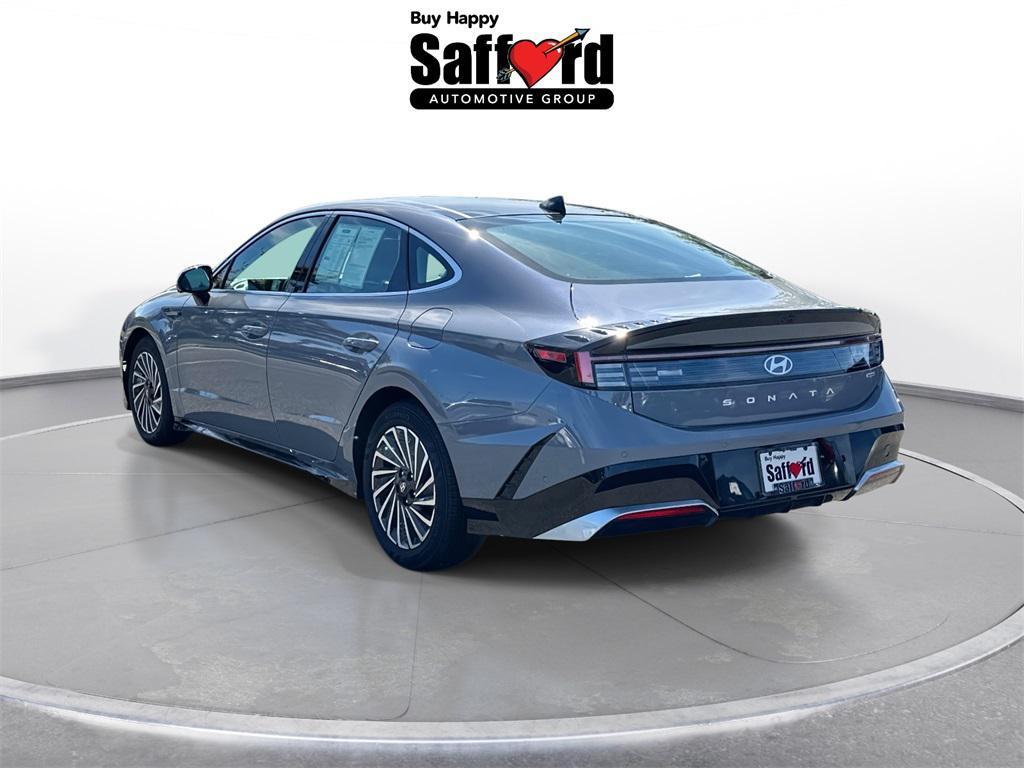 used 2025 Hyundai Sonata Hybrid car, priced at $33,400