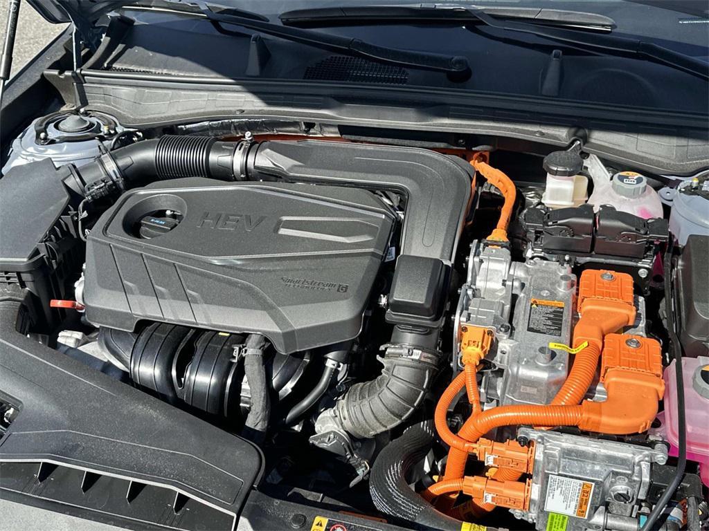 used 2025 Hyundai Sonata Hybrid car, priced at $33,400