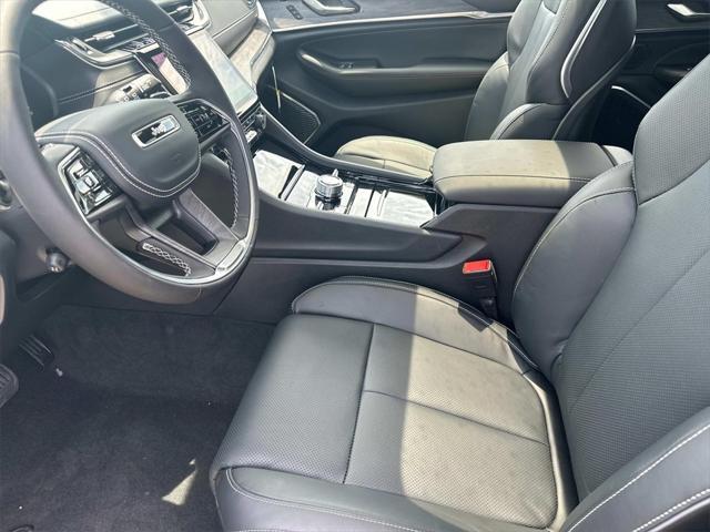 new 2025 Jeep Grand Cherokee car, priced at $53,575