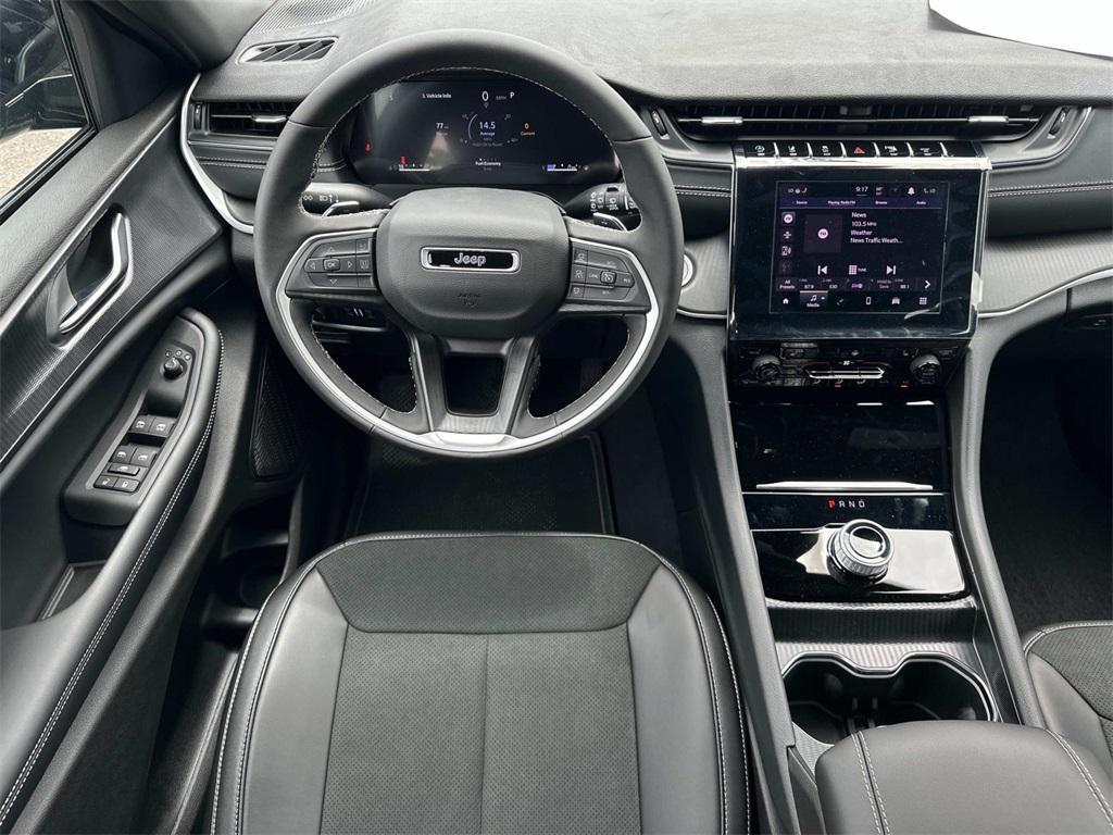 new 2025 Jeep Grand Cherokee L car, priced at $41,005