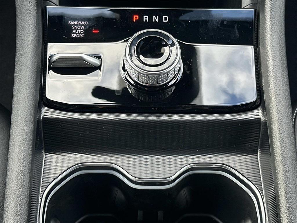 new 2025 Jeep Grand Cherokee car, priced at $42,655