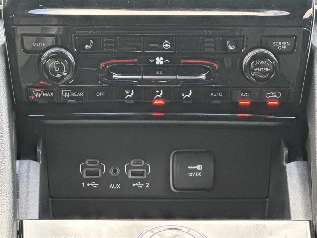 new 2025 Jeep Grand Cherokee car, priced at $42,655