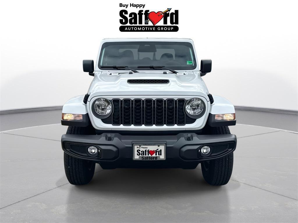 new 2026 Jeep Gladiator car, priced at $43,060