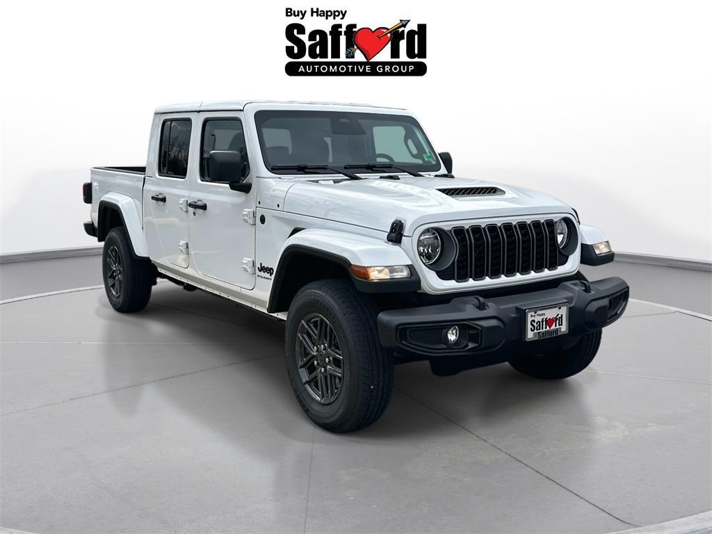 new 2026 Jeep Gladiator car, priced at $43,060