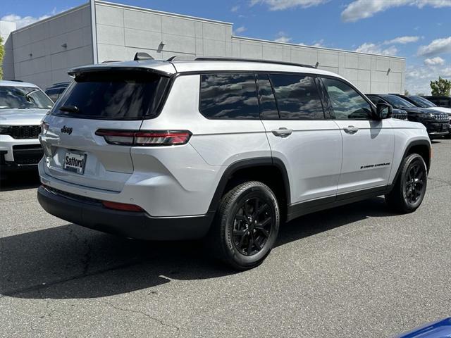 new 2024 Jeep Grand Cherokee L car, priced at $39,267