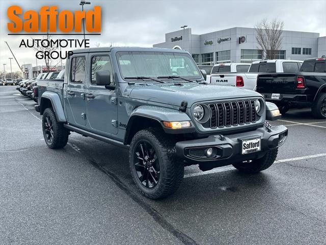 new 2025 Jeep Gladiator car, priced at $40,612