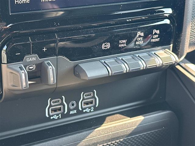 new 2025 Ram 2500 car, priced at $67,814