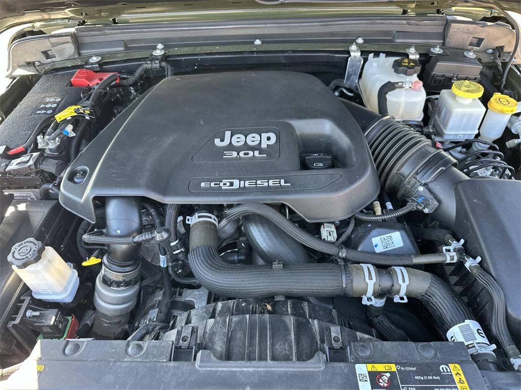 used 2023 Jeep Gladiator car, priced at $46,482