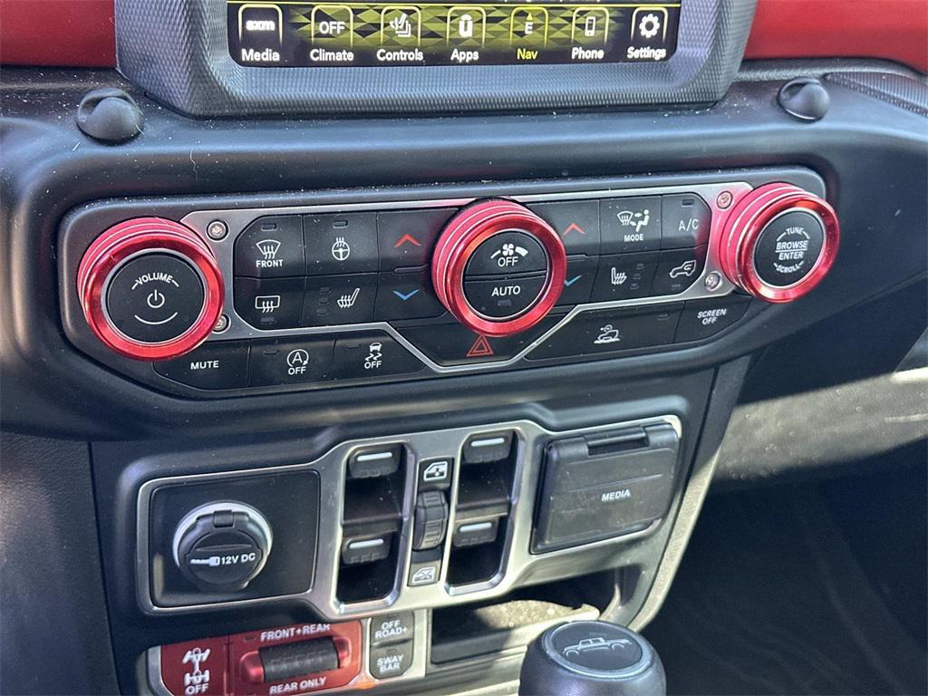 used 2023 Jeep Gladiator car, priced at $46,482