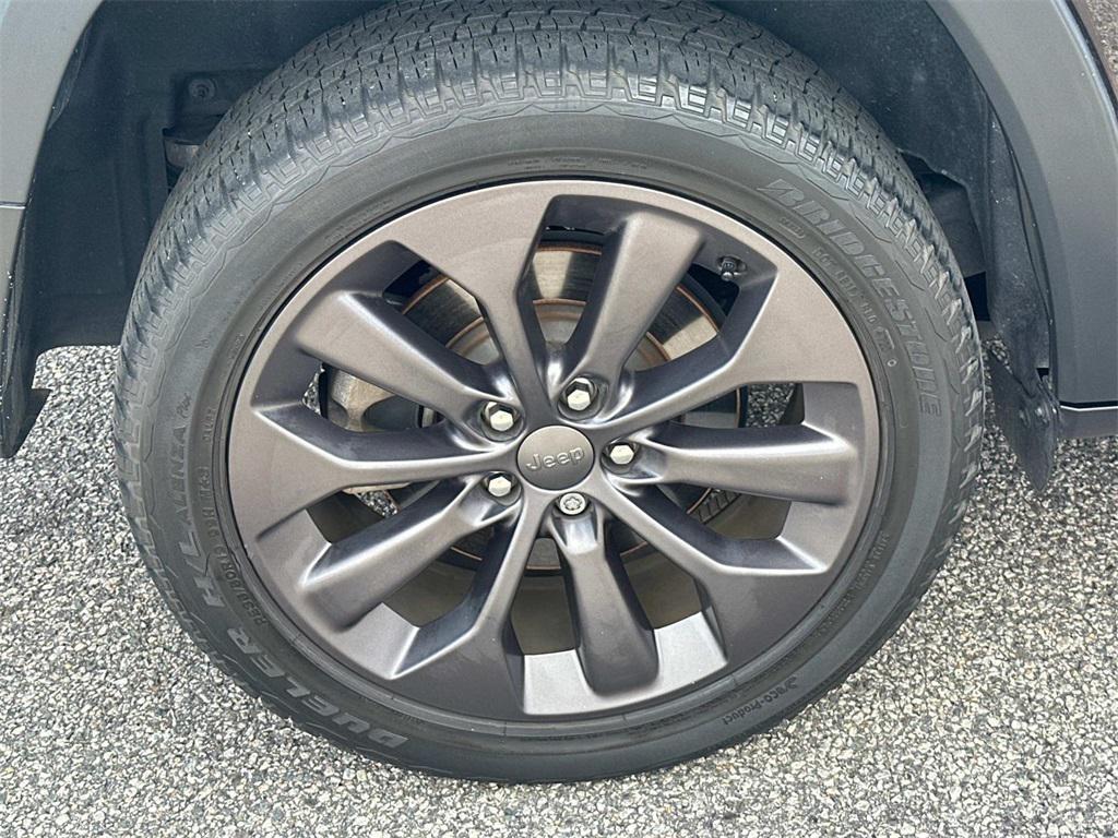 used 2021 Jeep Cherokee car, priced at $19,695