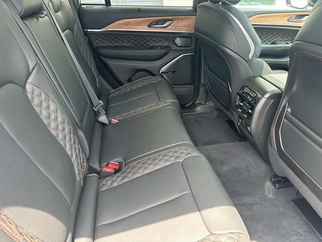 new 2025 Jeep Grand Cherokee car, priced at $61,431