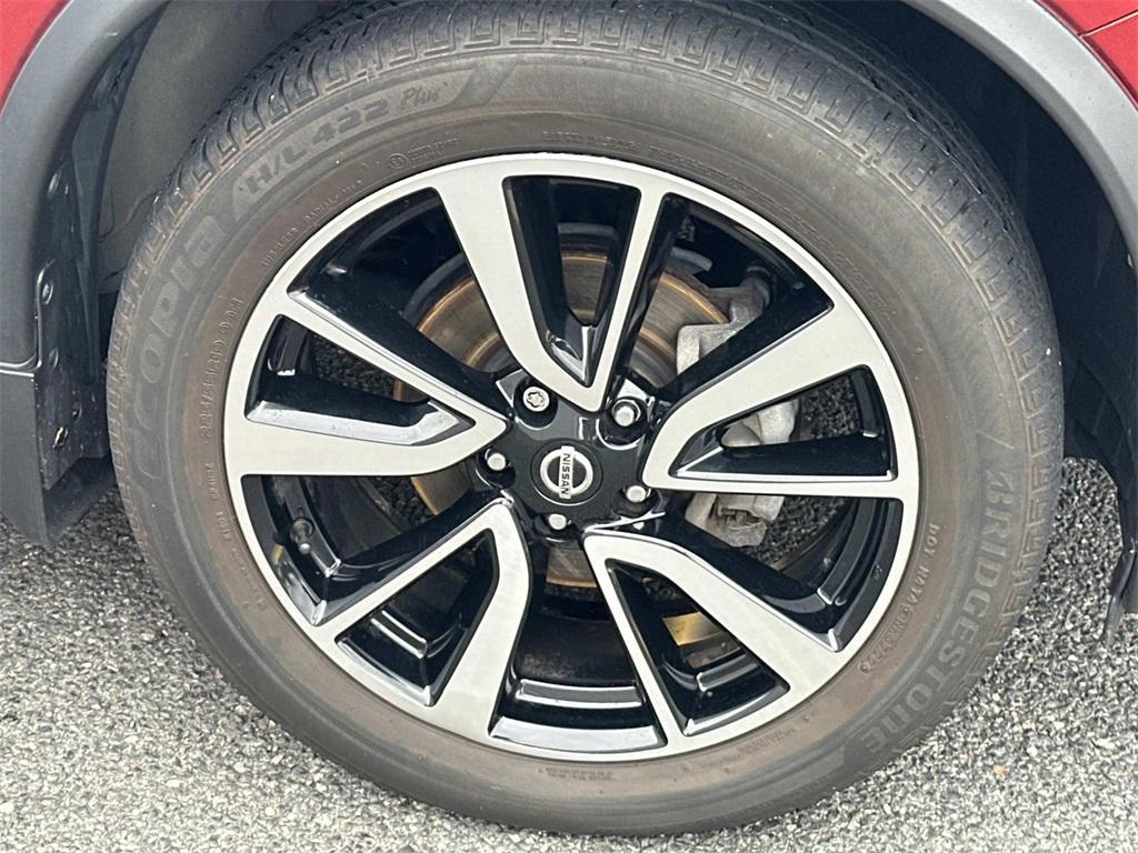 used 2020 Nissan Rogue car, priced at $19,800