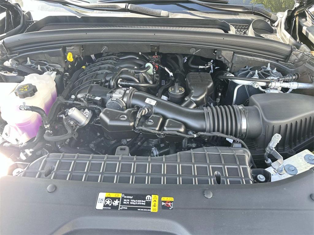 new 2025 Jeep Grand Cherokee car, priced at $43,655