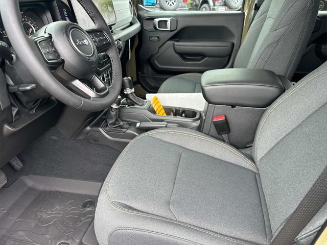 new 2025 Jeep Wrangler car, priced at $48,113