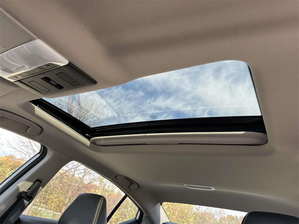 used 2023 Nissan Altima car, priced at $21,464