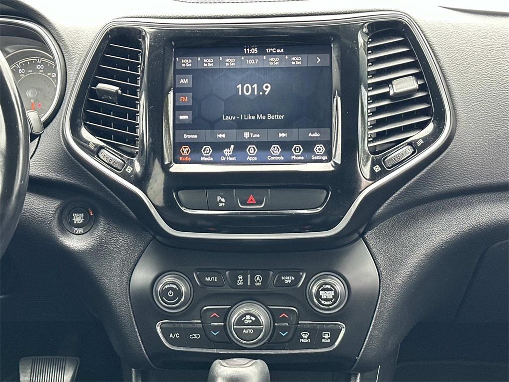 used 2019 Jeep Cherokee car, priced at $13,800