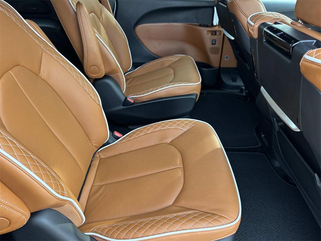 new 2026 Chrysler Pacifica car, priced at $45,971