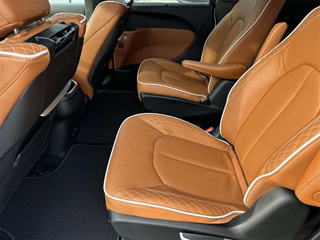 new 2026 Chrysler Pacifica car, priced at $45,971