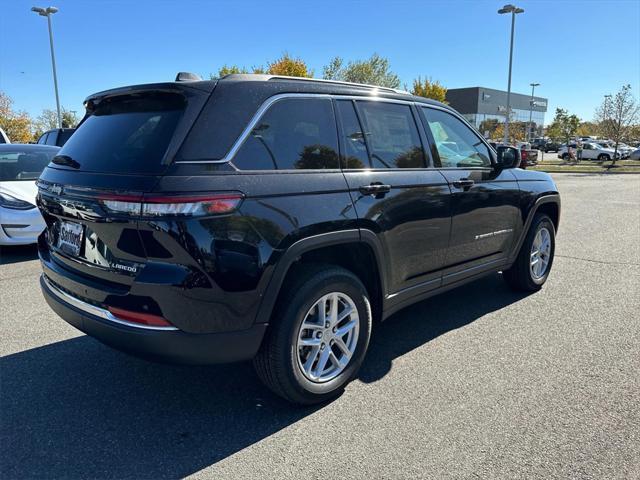 new 2025 Jeep Grand Cherokee car, priced at $37,975