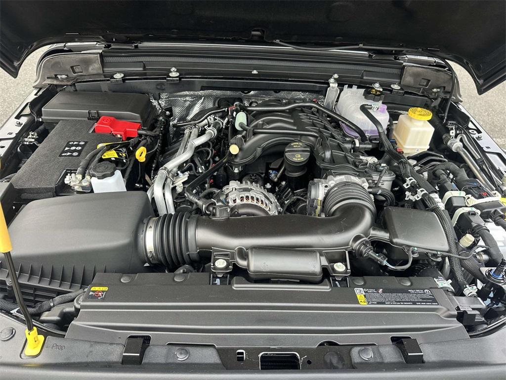 new 2025 Jeep Gladiator car, priced at $51,405