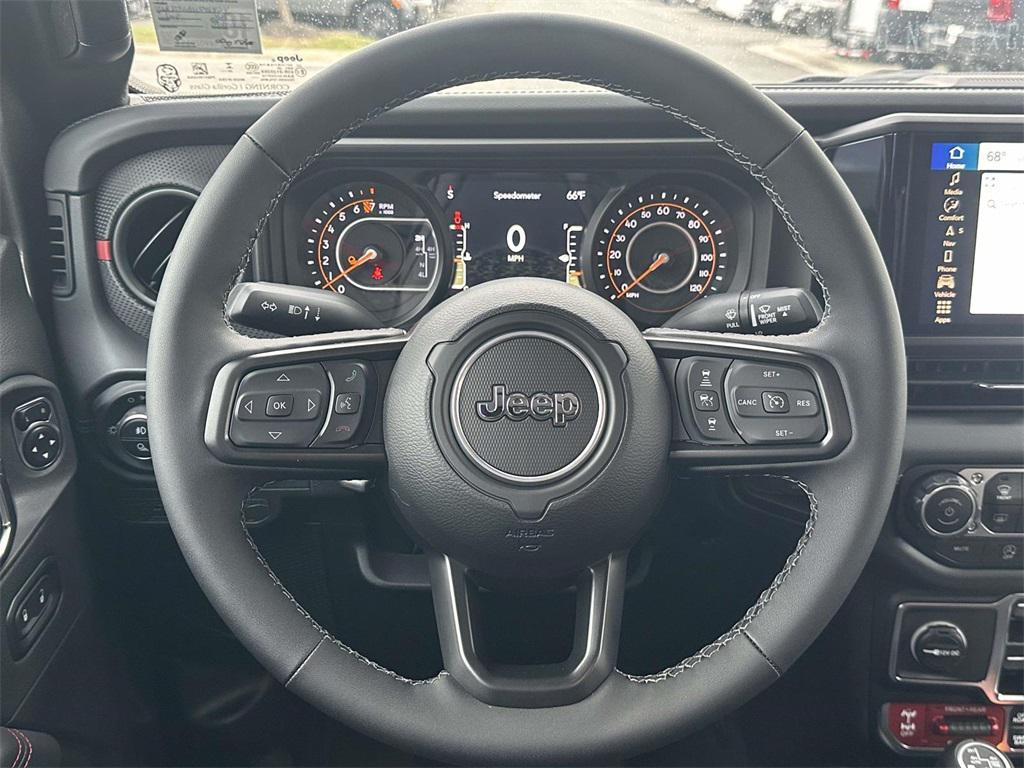 new 2025 Jeep Gladiator car, priced at $51,405