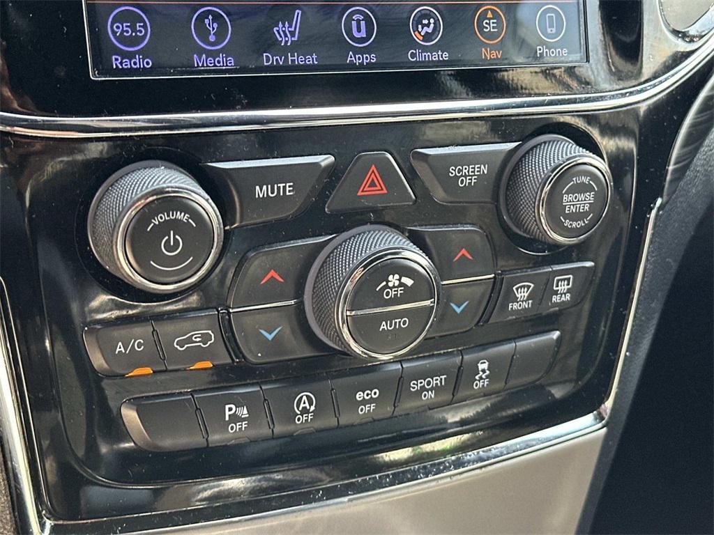 used 2019 Jeep Grand Cherokee car, priced at $16,234