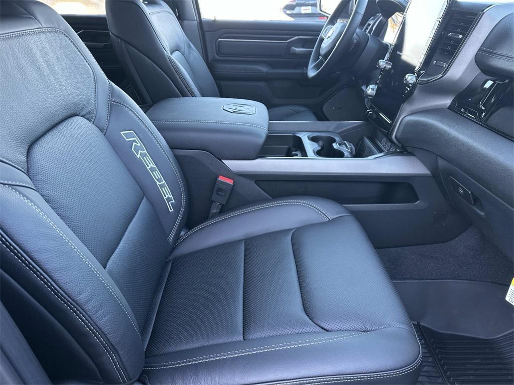 new 2026 Ram 1500 car, priced at $61,286