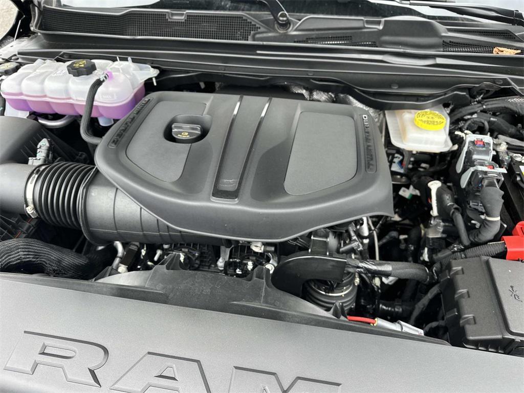 new 2025 Ram 1500 car, priced at $57,332