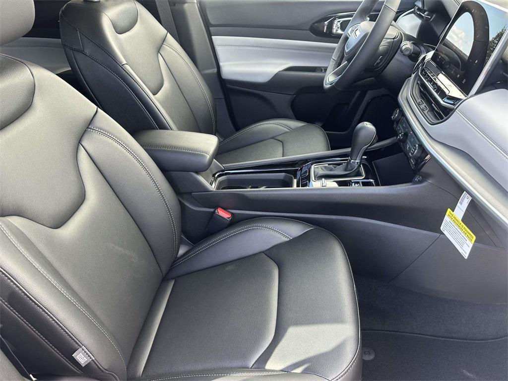 new 2026 Jeep Compass car, priced at $29,005