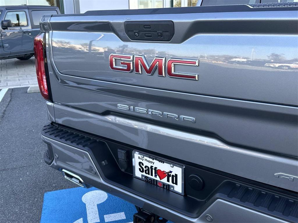 used 2021 GMC Sierra 1500 car, priced at $40,500