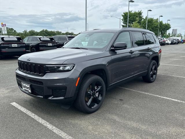 new 2025 Jeep Grand Cherokee L car, priced at $42,664