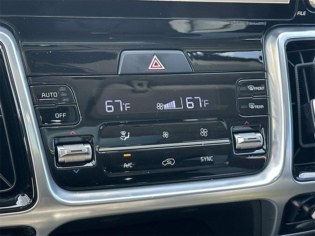 used 2022 Kia Sorento car, priced at $30,000