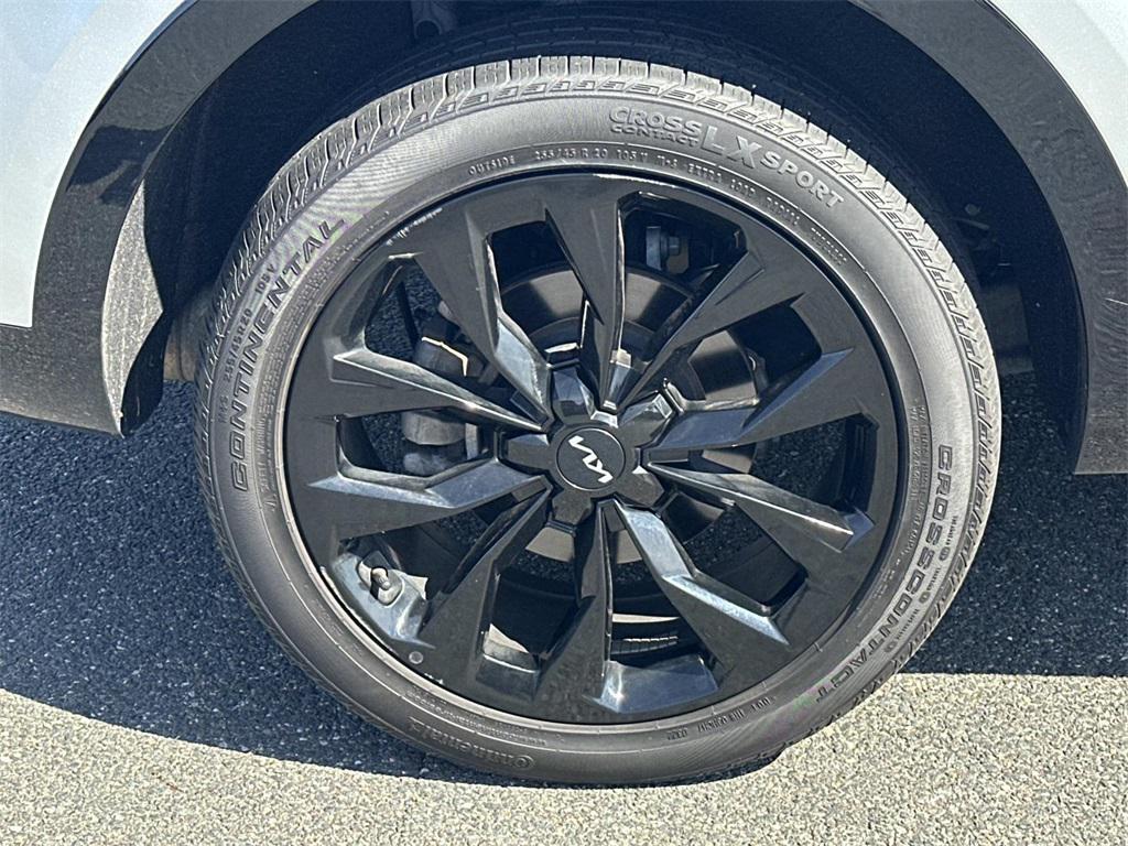 used 2022 Kia Sorento car, priced at $30,000