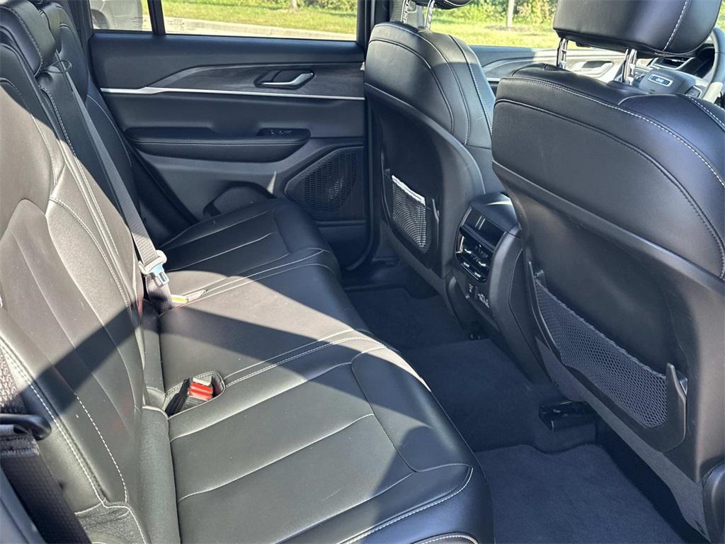 used 2024 Jeep Grand Cherokee car, priced at $38,072