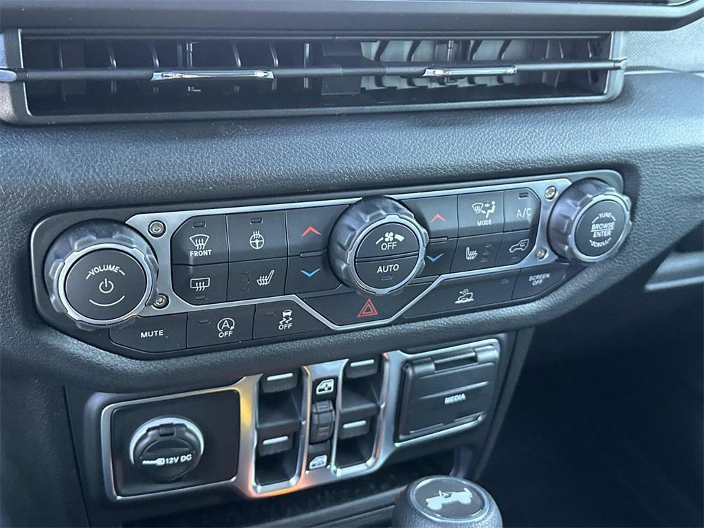 new 2026 Jeep Wrangler car, priced at $45,605