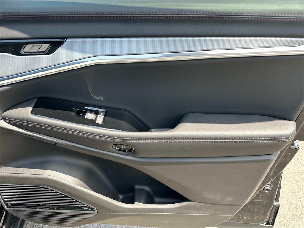 new 2025 Jeep Wagoneer S car, priced at $52,047