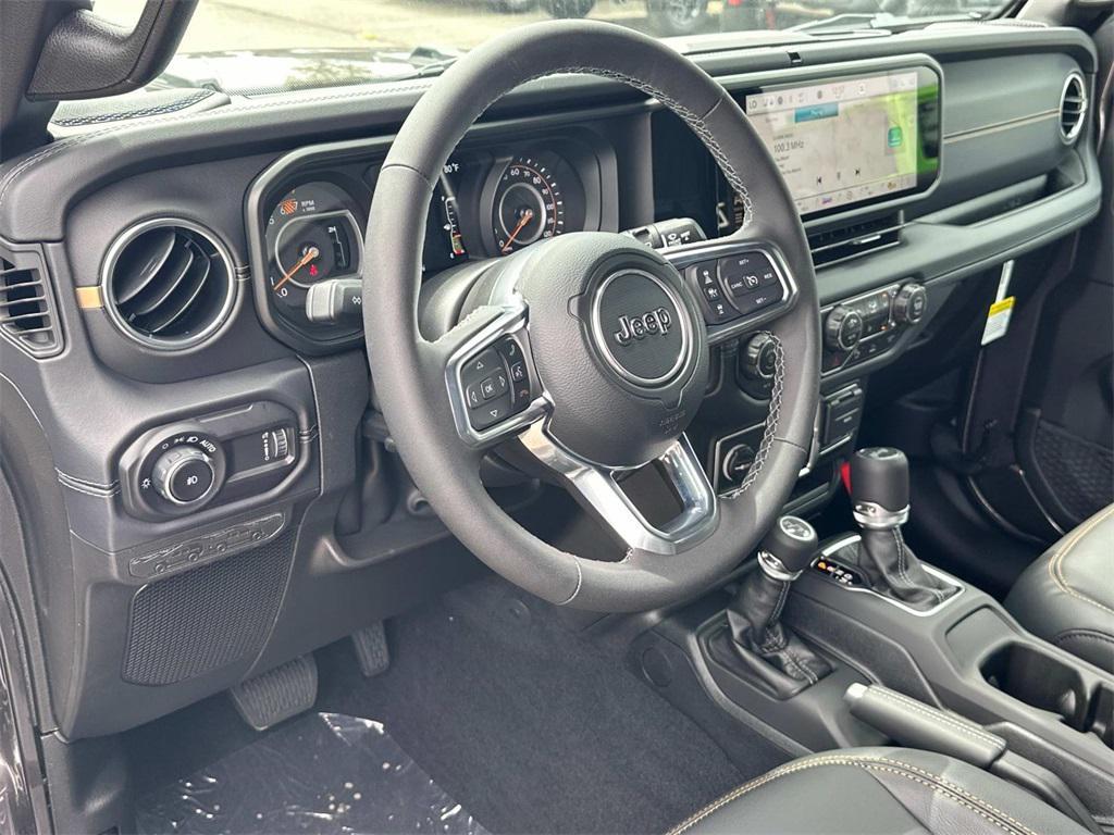 new 2025 Jeep Wrangler car, priced at $47,105