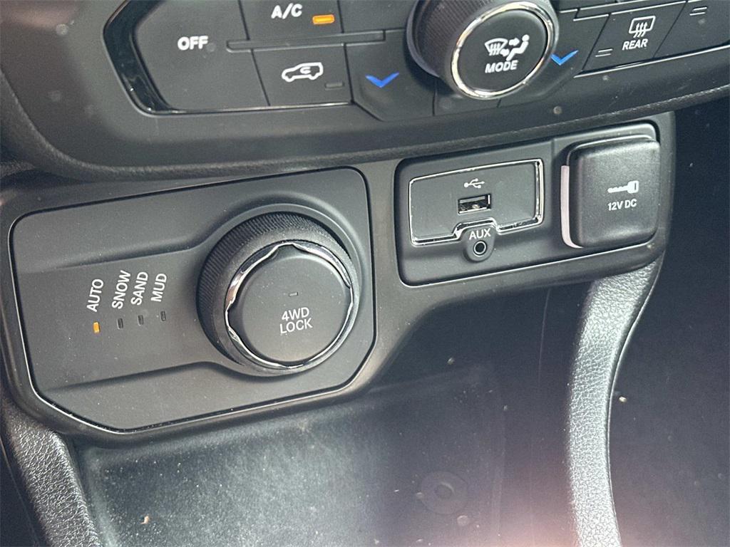 used 2023 Jeep Renegade car, priced at $21,140