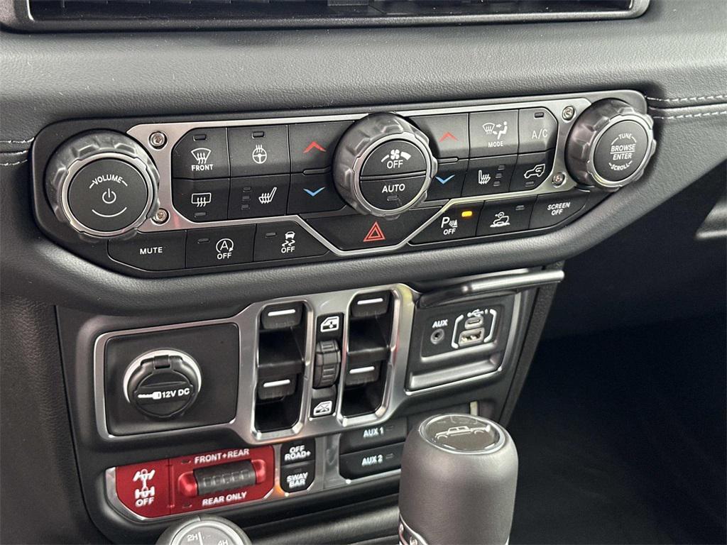 new 2025 Jeep Gladiator car, priced at $51,505