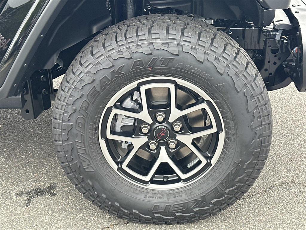 new 2025 Jeep Gladiator car, priced at $51,505